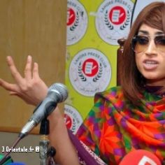 Qandeel Baloch  Lahore au Pakistan en juin 2016, victime d'un crime d'honneur