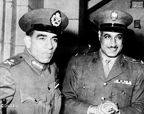 Gnral Mohamed Neguib et Colonel Gamal Abdel Nasser