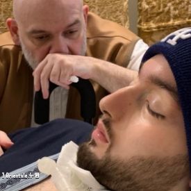 Le prince endormi et son p�re qui veille bien sur lui